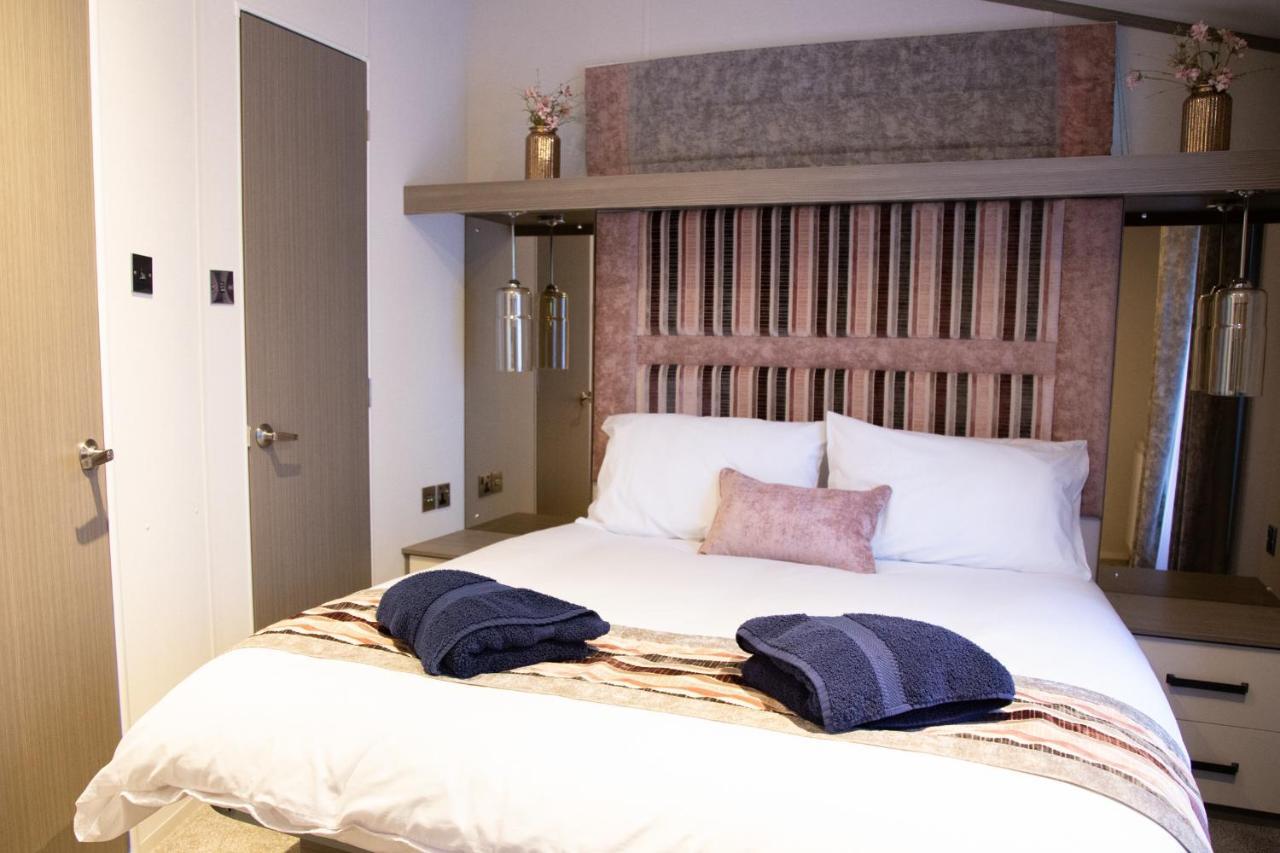 אוצ'טרארדר Atlas Ovation Lodge מראה חיצוני תמונה